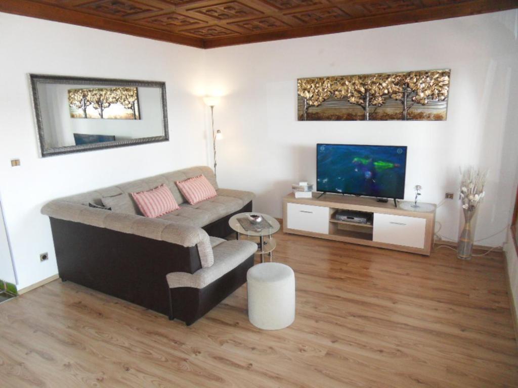 Sunset Beachfront Residence โรกอซนิซา ภายนอก รูปภาพ